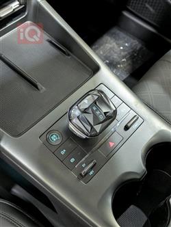 بی وای دی Qin Plus